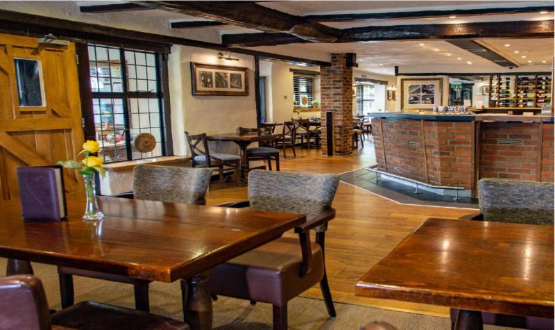 Stirrups Hotel แบล็กเนลล์ ภายนอก รูปภาพ